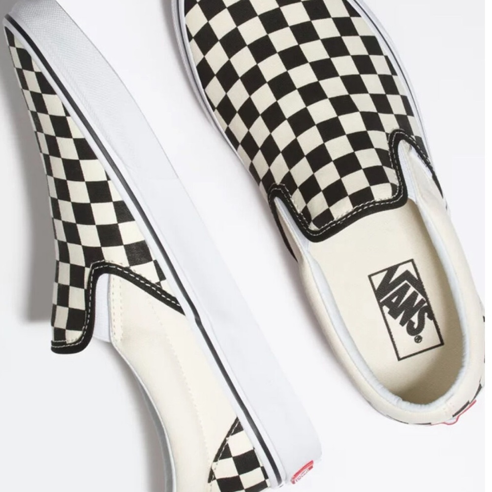 Men’s Size 14 Checkered Vans. Never been wore!
